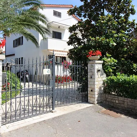 Sabina A4 Apartment *